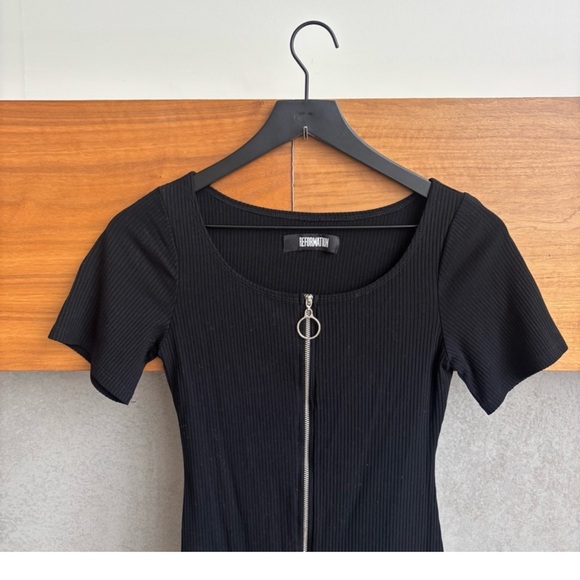 Reformation Black short sleeve Mini Dress with silver zip front - Picture 2 of 9